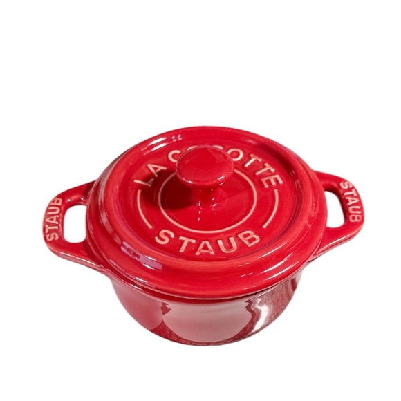 NEW Staub CHERRY (Red) MINI ROUND CERAMIC COCOTTE 10cm - Picture 2 of 7